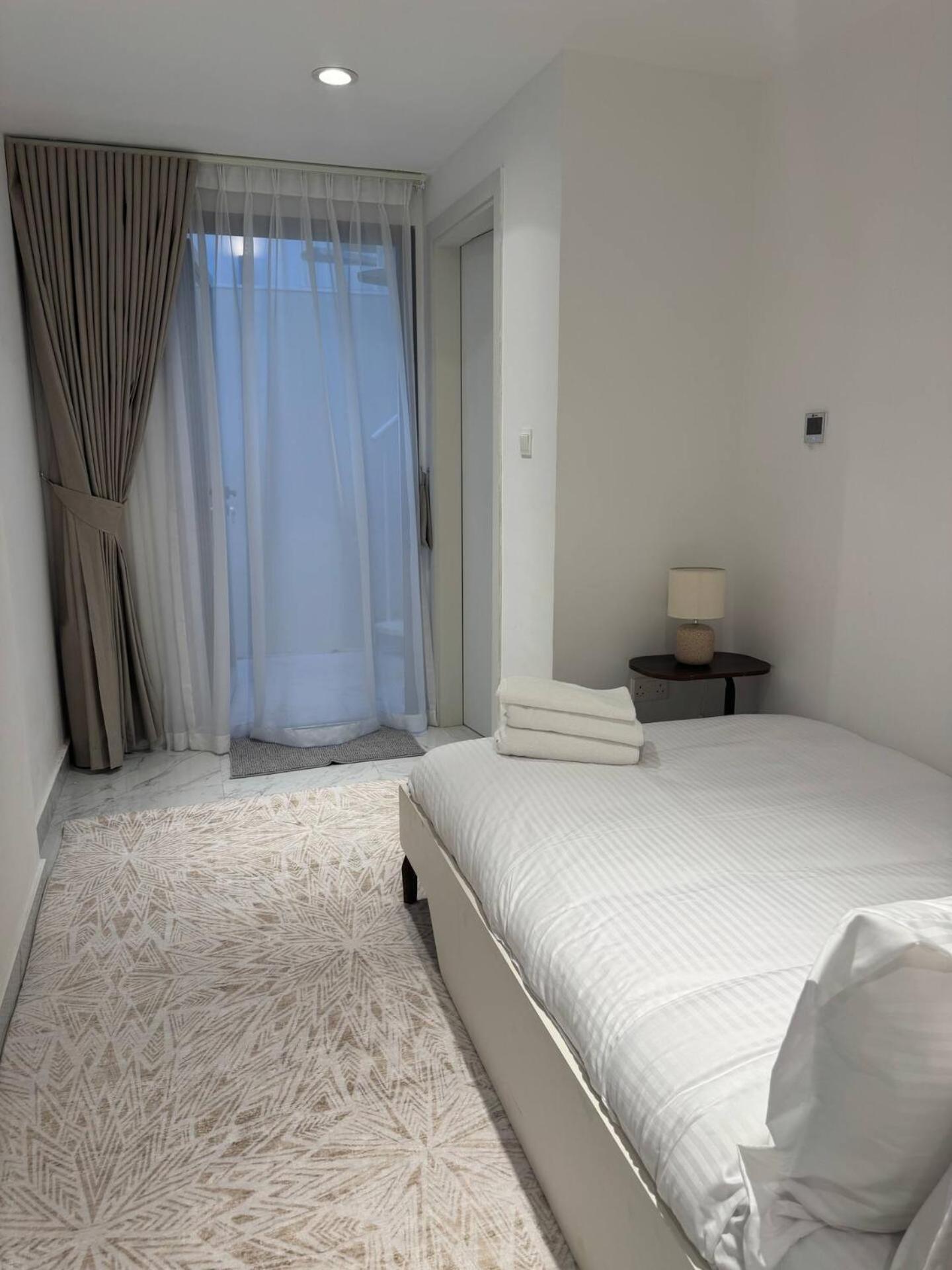 Unique 2bd Jacuzzi & Sunbed Apartment Abu Dhabi