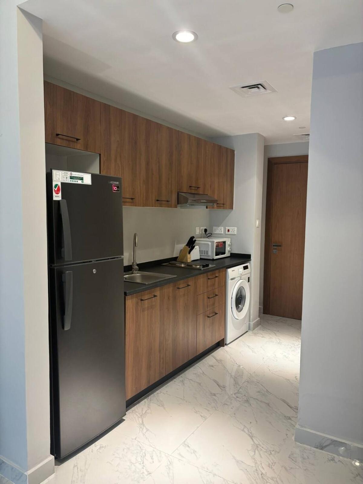 Unique 2bd Jacuzzi & Sunbed Apartment